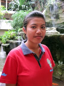 Sonia, Seawalker Bali Staff